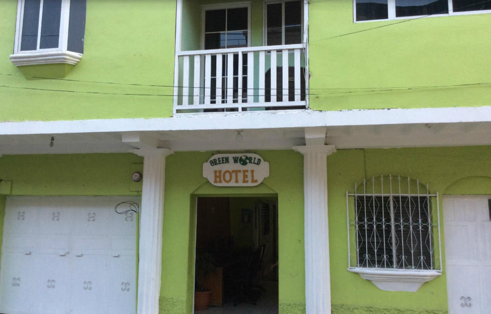 Green World Hotel Flores Exterior photo